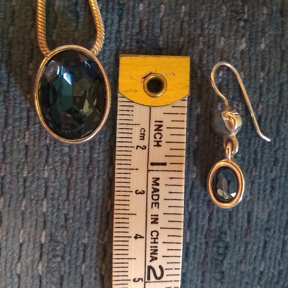 Express Blue Pendant Silver Tone Necklace Neck and Earring that Match - Picture 6 of 6